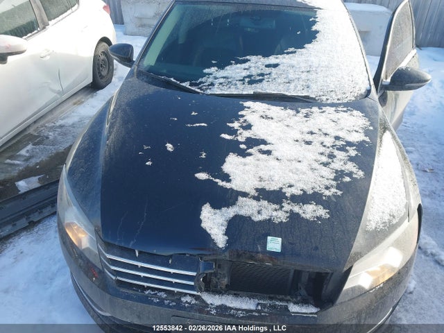 Продажа на аукционе авто 2012 Volkswagen Passat, vin: 1VWCM7A33CC004143, номер лота: 12553842