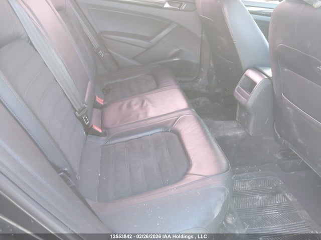 Продажа на аукционе авто 2012 Volkswagen Passat, vin: 1VWCM7A33CC004143, номер лота: 12553842