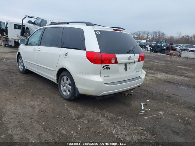 Aukcja sprzedaży 2010 Toyota Sienna Le V6, vin: 5TDKK4CC7AS338977, numer aukcji: 12553854