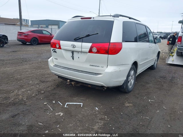 Aukcja sprzedaży 2010 Toyota Sienna Le V6, vin: 5TDKK4CC7AS338977, numer aukcji: 12553854