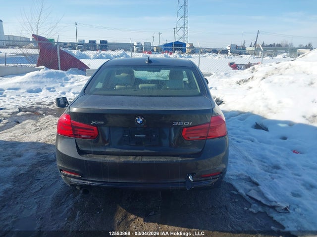 2016 Bmw 320 Xi მანქანა იყიდება აუქციონზე, vin: WBA8E5G50GNU21200, აუქციონის ნომერი: 12553868