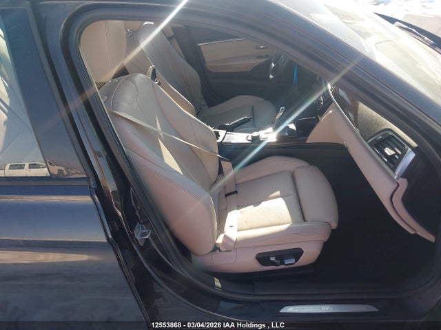 2016 Bmw 320 Xi მანქანა იყიდება აუქციონზე, vin: WBA8E5G50GNU21200, აუქციონის ნომერი: 12553868