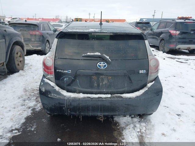 JTDKDTB37E1563845 Toyota PRIUS C