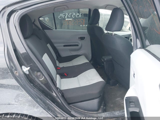JTDKDTB37E1563845 Toyota PRIUS C