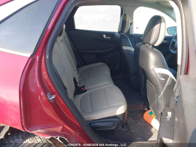 Продажа на аукционе авто 2021 Ford Escape Hybrid, vin: 1FMCU9DZXMUB14337, номер лота: 12553878