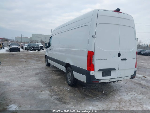 Mercedes-Benz Sprinter 2500 2022 W1Y4DCHY8NP448787 Image 3