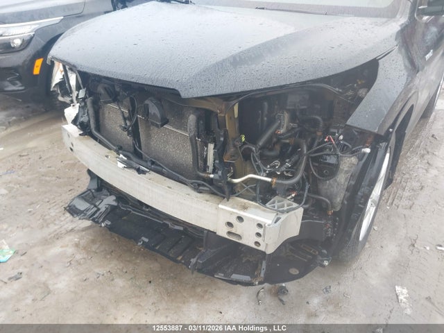 5TDJCRFH3GS015693 Toyota Highlander Hybrid Xle