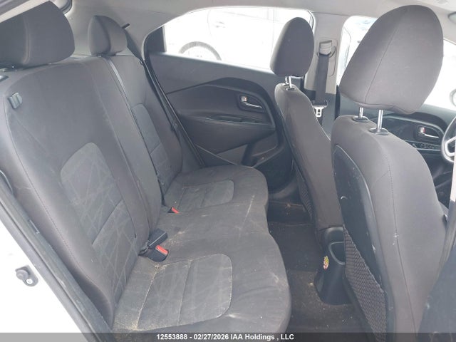 Продажа на аукционе авто 2015 Kia Rio Lx, vin: KNADM5A39F6715812, номер лота: 12553888