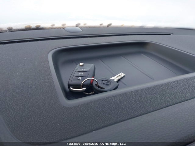 WVGJV7AX4GW067486 Volkswagen Tiguan Comfortline/highline/special Edition