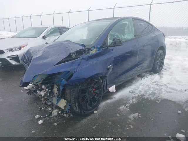 7SAYGDEF9NF573977 Tesla Model Y Performance