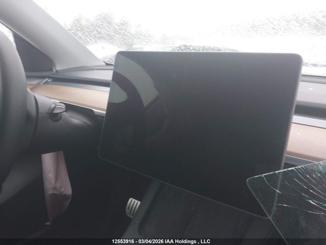 7SAYGDEF9NF573977 Tesla Model Y Performance