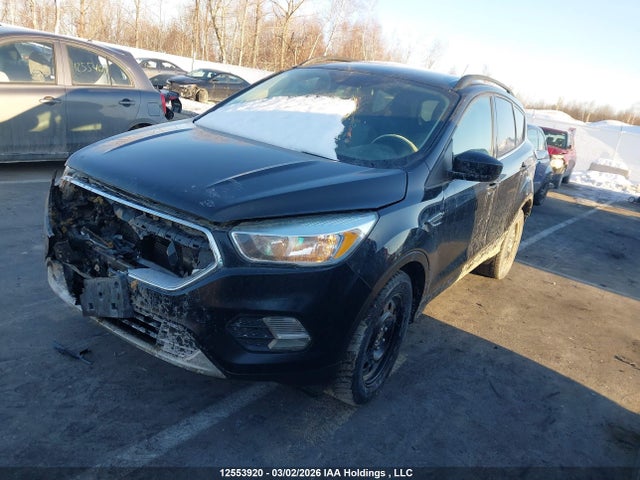 1FMCU0GD6HUD13211 Ford ESCAPE SE