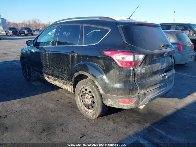 1FMCU0GD6HUD13211 Ford ESCAPE SE