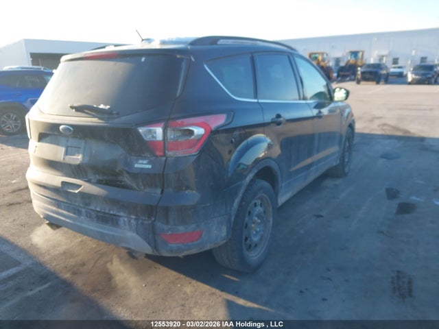 1FMCU0GD6HUD13211 Ford ESCAPE SE