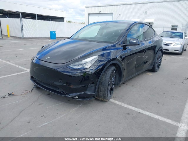 7SAYGDEF3NF563736 Tesla Model Y Performance