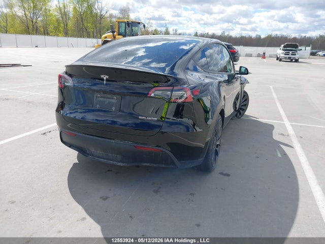 7SAYGDEF3NF563736 Tesla Model Y Performance