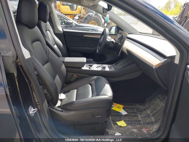 7SAYGDEF3NF563736 Tesla Model Y Performance