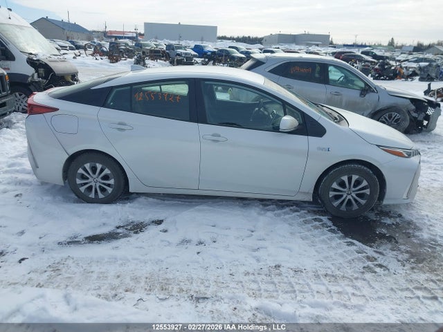 JTDKAMFP3N3216318 Toyota PRIUS PRIME