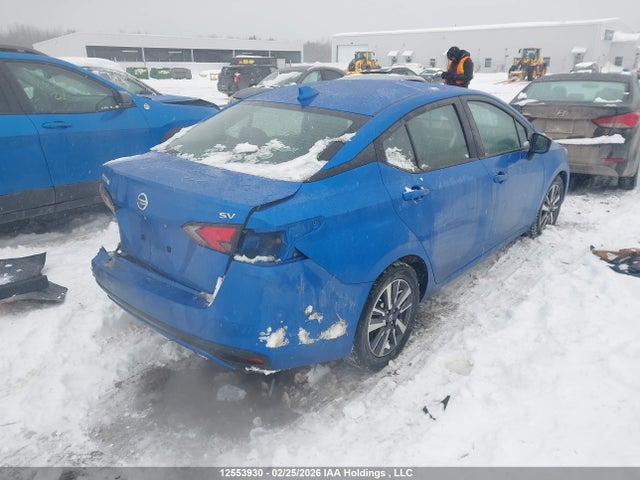 12553930 :رقم المزاد ، 3N1CN8EV9ML834538 vin ، 2021 Nissan Versa مزاد بيع