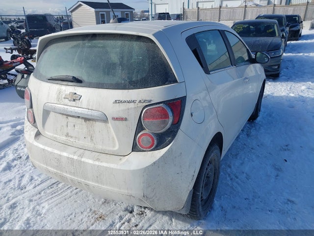 1G1JE6SB4G4118622 Chevrolet SONIC LTZ