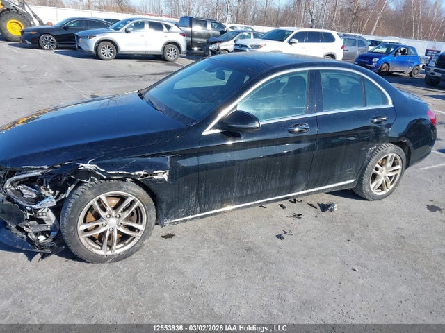 55SWF4KB9JU275561 Mercedes-Benz C 300 4matic