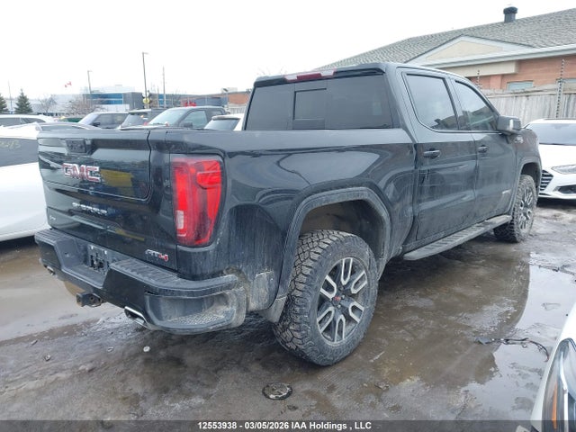 1GTUUEET3NZ613917 GMC Sierra 1500 At4