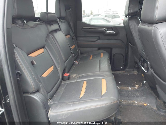 1GTUUEET3NZ613917 GMC Sierra 1500 At4