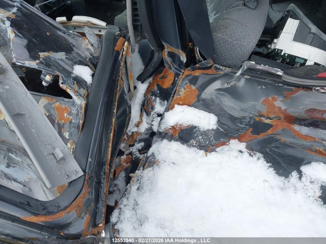 12553940 :رقم المزاد ، JT2BG22K310547479 vin ، 2001 Toyota Camry Ce/le/xle مزاد بيع