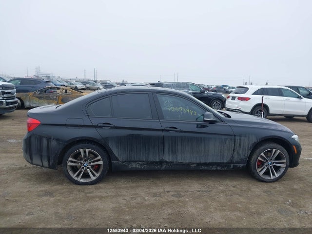 12553943 :رقم المزاد ، WBA8D9C58JA013462 vin ، 2018 Bmw 330i Xdrive مزاد بيع