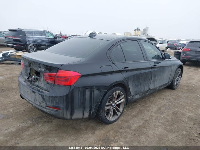 12553943 :رقم المزاد ، WBA8D9C58JA013462 vin ، 2018 Bmw 330i Xdrive مزاد بيع