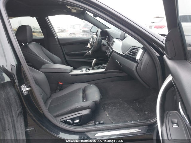 12553943 :رقم المزاد ، WBA8D9C58JA013462 vin ، 2018 Bmw 330i Xdrive مزاد بيع