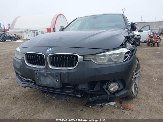 12553943 :رقم المزاد ، WBA8D9C58JA013462 vin ، 2018 Bmw 330i Xdrive مزاد بيع