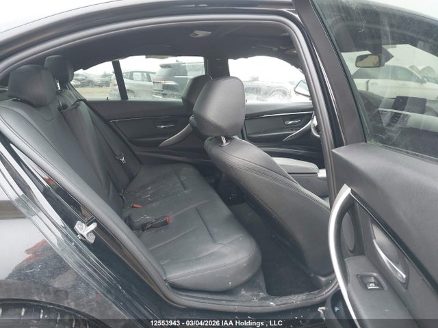 12553943 :رقم المزاد ، WBA8D9C58JA013462 vin ، 2018 Bmw 330i Xdrive مزاد بيع