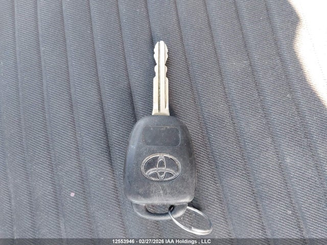 12553946 :رقم المزاد ، VNKKTUD34JA087951 vin ، 2018 Toyota Yaris مزاد بيع