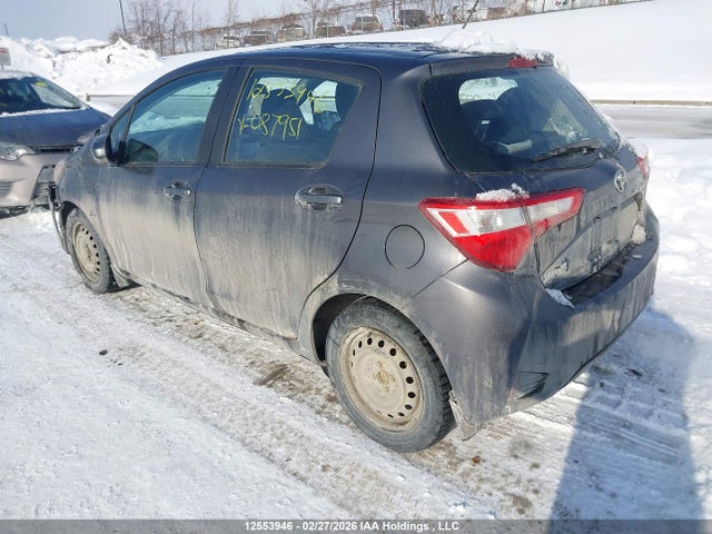 12553946 :رقم المزاد ، VNKKTUD34JA087951 vin ، 2018 Toyota Yaris مزاد بيع