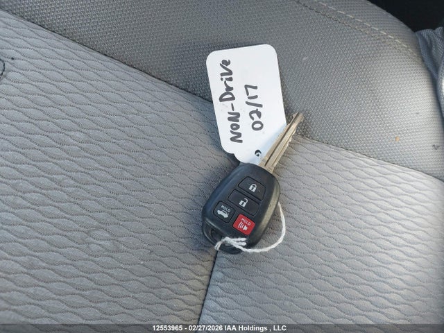 12553965 :رقم المزاد ، 2T1BURHE6FC289658 vin ، 2015 Toyota Corolla Le مزاد بيع