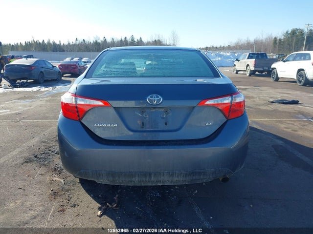 12553965 :رقم المزاد ، 2T1BURHE6FC289658 vin ، 2015 Toyota Corolla Le مزاد بيع