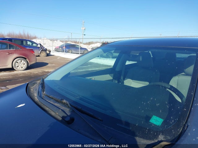 12553965 :رقم المزاد ، 2T1BURHE6FC289658 vin ، 2015 Toyota Corolla Le مزاد بيع