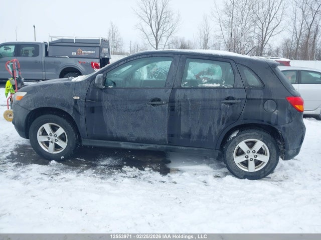 12553971 :رقم المزاد ، 4A4AH3AU1DE601869 vin ، 2013 Mitsubishi Rvr Se مزاد بيع