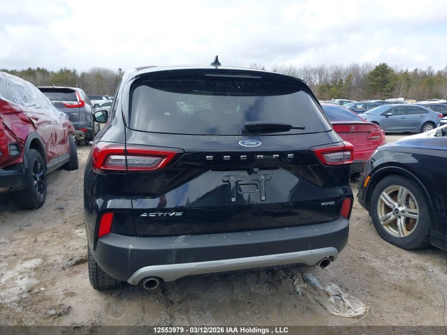 1FMCU9GN1PUA42943 Ford Escape Active