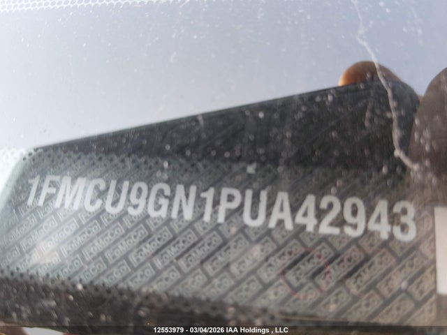 1FMCU9GN1PUA42943 Ford Escape Active