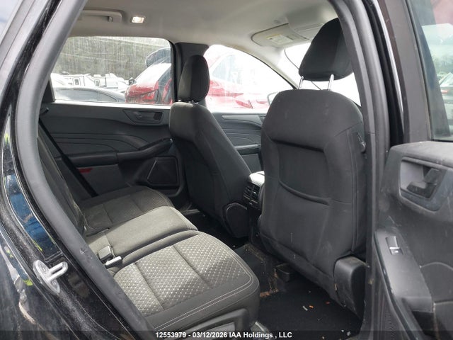 1FMCU9GN1PUA42943 Ford Escape Active