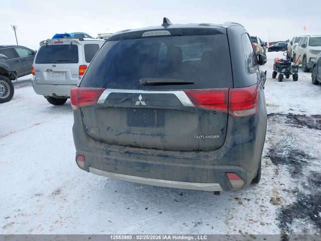 2018 Mitsubishi Outlander Es მანქანა იყიდება აუქციონზე, vin: JA4AZ2A30JZ611362, აუქციონის ნომერი: 12553980