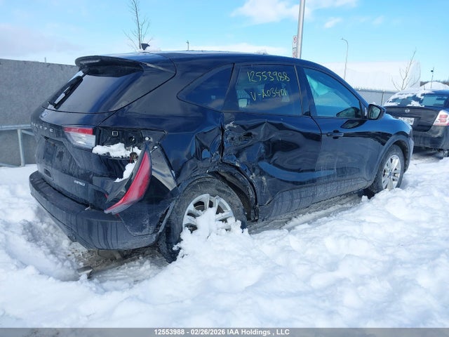 2021 Ford Escape მანქანა იყიდება აუქციონზე, vin: 1FMCU9G66MUA03401, აუქციონის ნომერი: 12553988