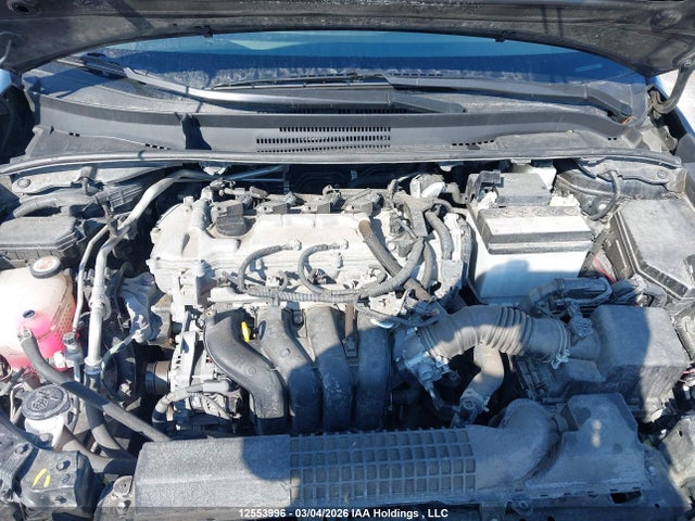 5YFBPMBE5NP346241 Toyota COROLLA LE