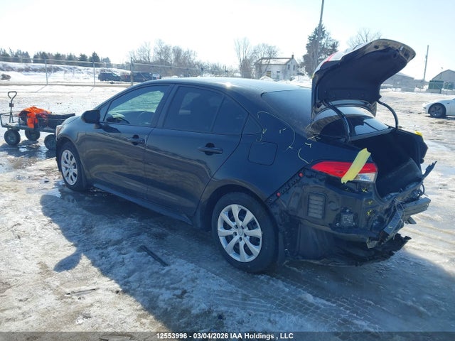 5YFBPMBE5NP346241 Toyota COROLLA LE