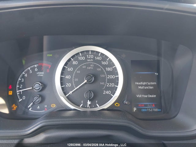 5YFBPMBE5NP346241 Toyota COROLLA LE