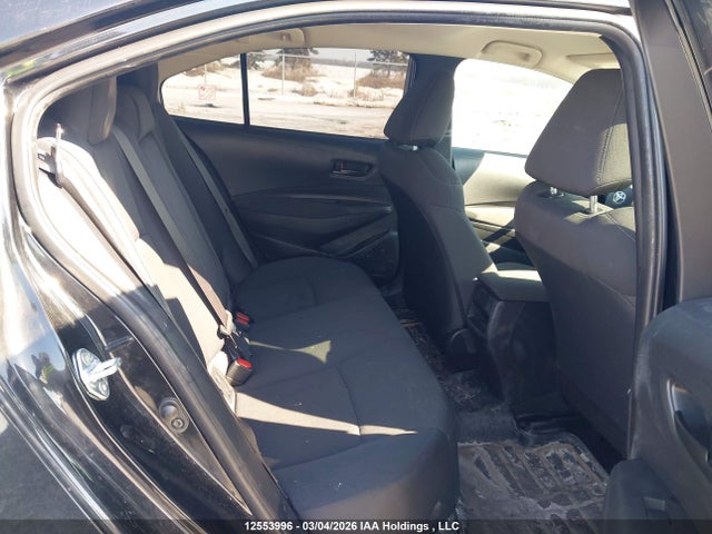 5YFBPMBE5NP346241 Toyota COROLLA LE