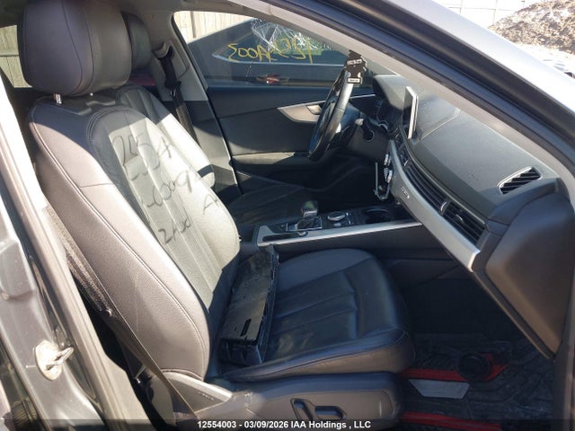 2017 Audi A4 2.0t Progressiv მანქანა იყიდება აუქციონზე, vin: WAUBNAF45HN009928, აუქციონის ნომერი: 12554003