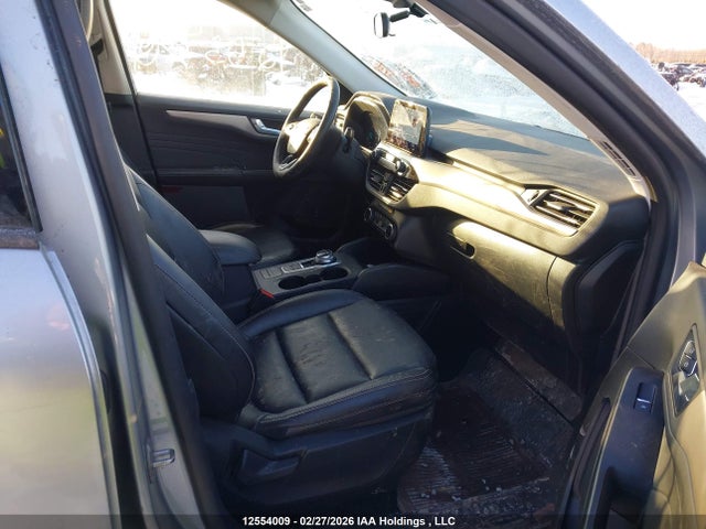 Продажа на аукционе авто 2022 Ford Escape Sel, vin: 1FMCU9CZ8NUA65822, номер лота: 12554009